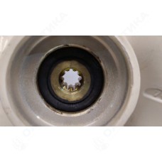 Винт Yamaha 4, 5, F4, F5, F6C (3x7-1/4x6), белый